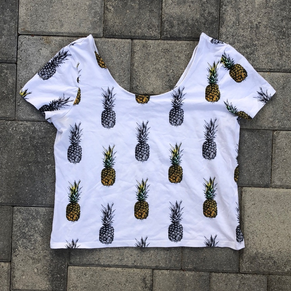 Forever 21 pineapple shirt